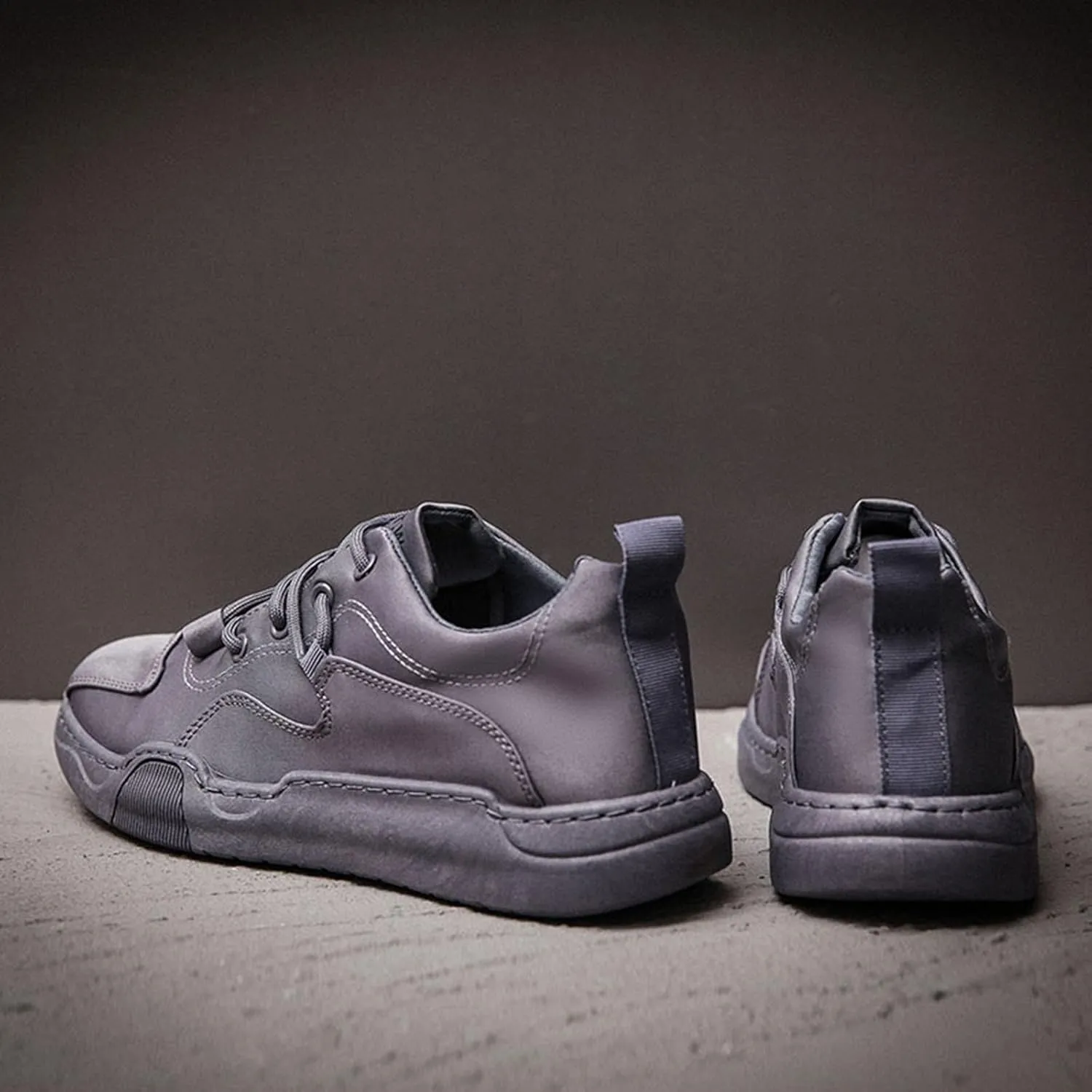 Men Low Top Breathable Ice Silk Casual Sneaker Mens Comfortable Casual Shoes