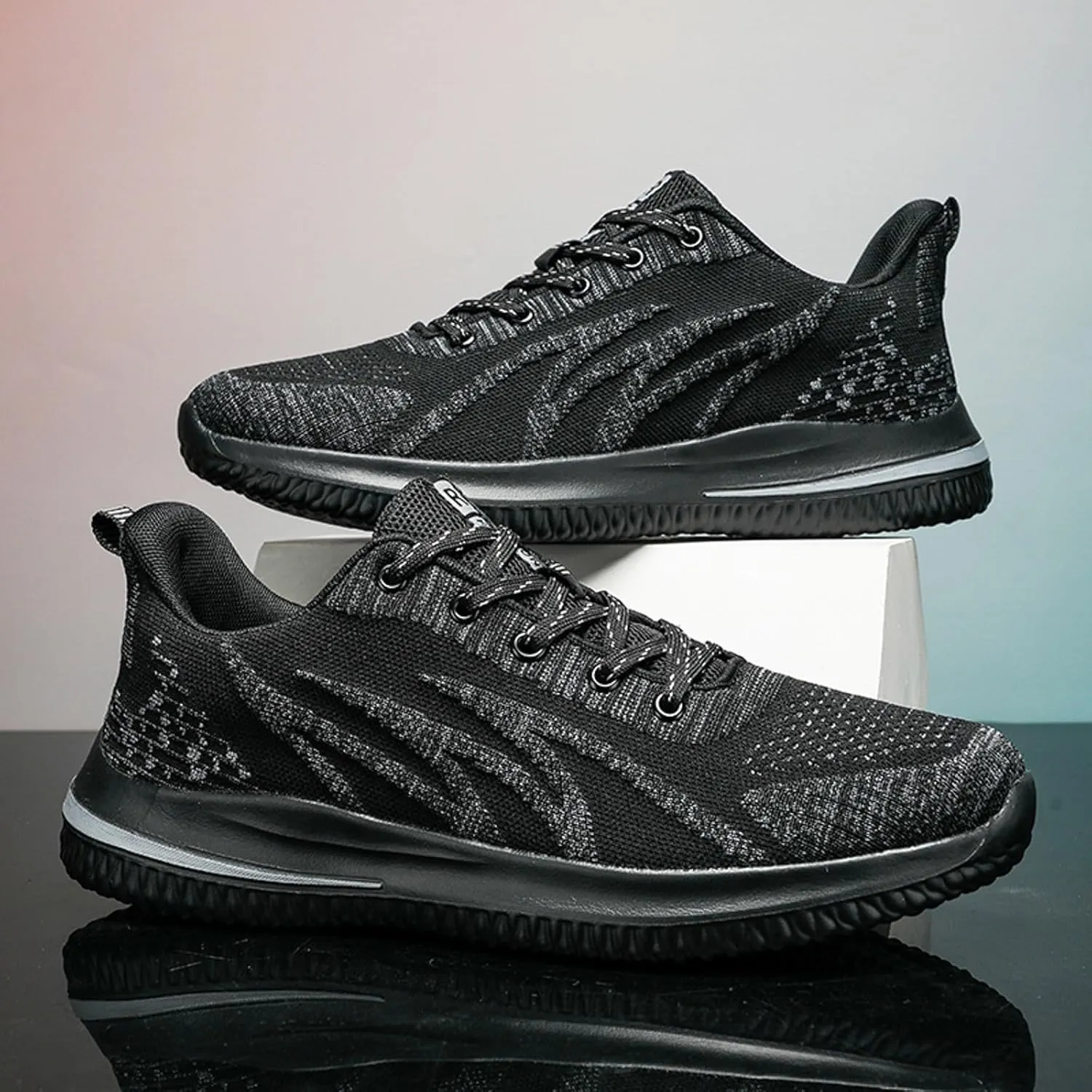 Men Sports Shoes Fashion New Pattern Mesh Breathable Lace Up Flat Bottom Comfortable Casual Shoes Mens Sneaker