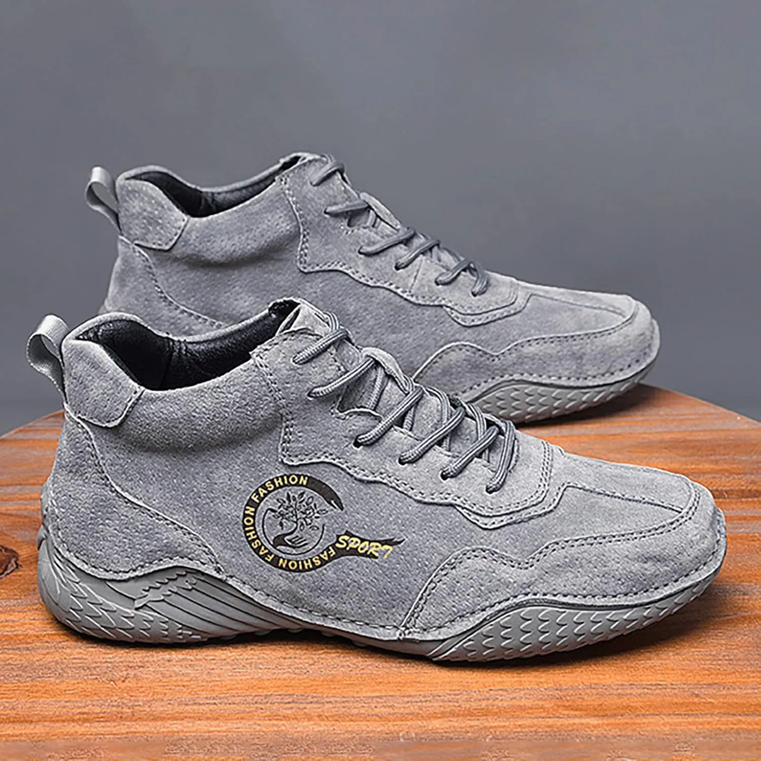 New Spring and Men's Leather Shoes Korean Fashion Lace Up Short Boots Shoe Big Sneaker Slippers Men