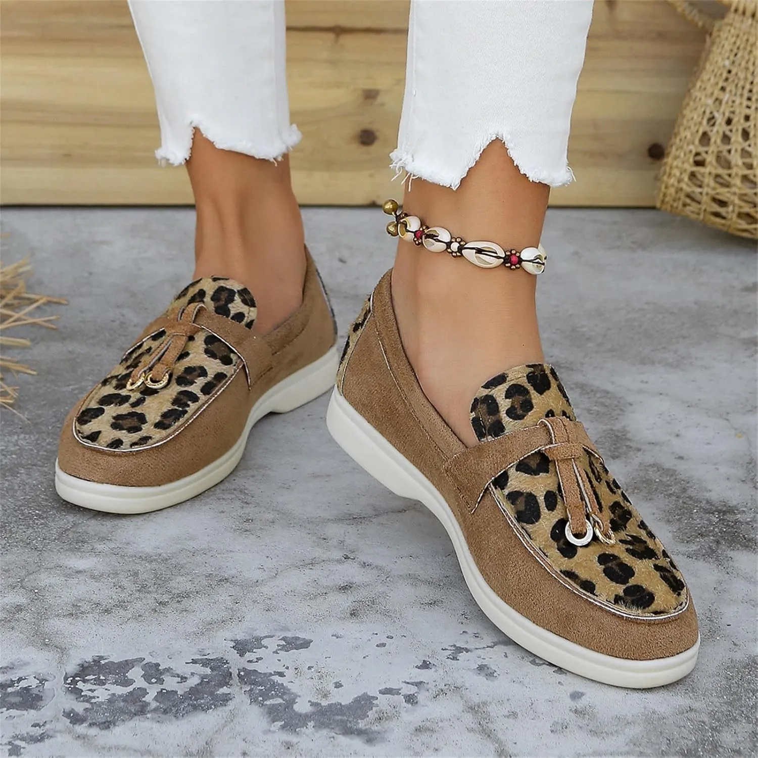 Women's Fashion Leopard Print Flat Shoes Women Ladies Low Heel Comfortable Casual Shoes Ladies Loafers