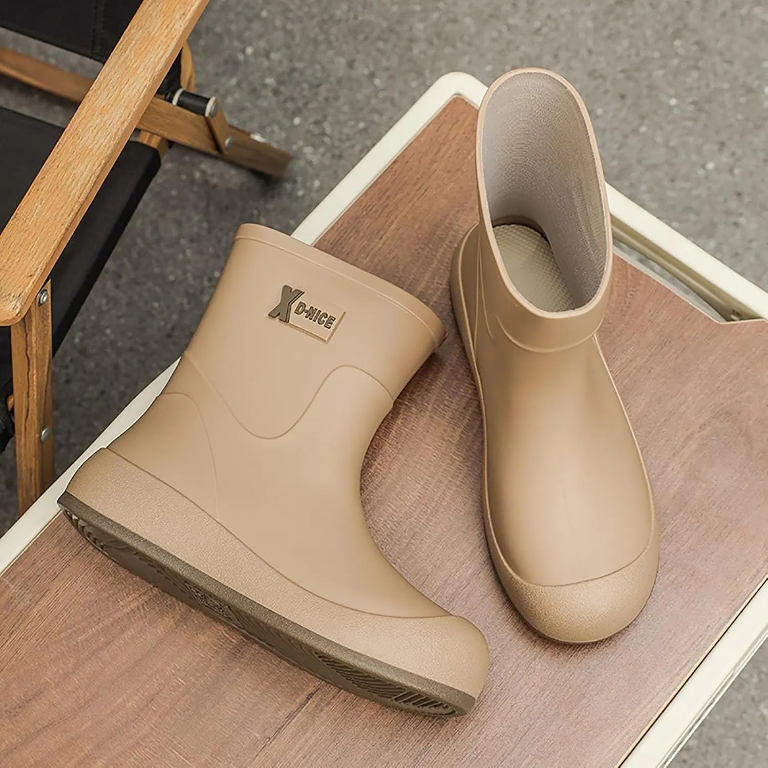 Women's Mid Calf Rain Boots Waterproof Fashion Garden Shoes Anti-Slipping Rainboots Comfortable Insole Light Rain Shoes